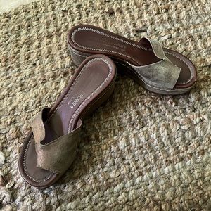 Donald Pliner Sandals